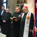 spotkanie opłatkowe w domu miłosierdzia w Brzegach z Artur Kozioł i Stanisław Dziwisz
