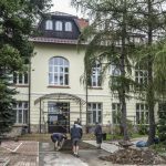Odnowiony budynek Szkoły Podstawowej nr 1 w Wieliczce - Artur Kozioł