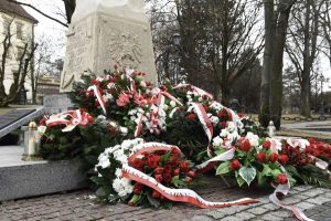 Narodowy Dzień Pamięci „Żołnierzy Wyklętych” w Wieliczce, Pomnik Odrodzenia Polski na wielickich plantach