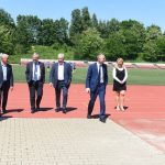 spotkanie konsultacyjne, opieka medyczna w Wieliczce Artur Kozioł, arena lekkoatletyczna